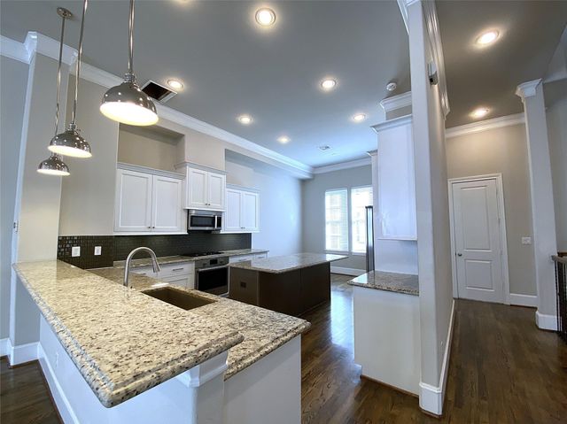 2711 Cohn Arbor Lane, Houston, TX 77007