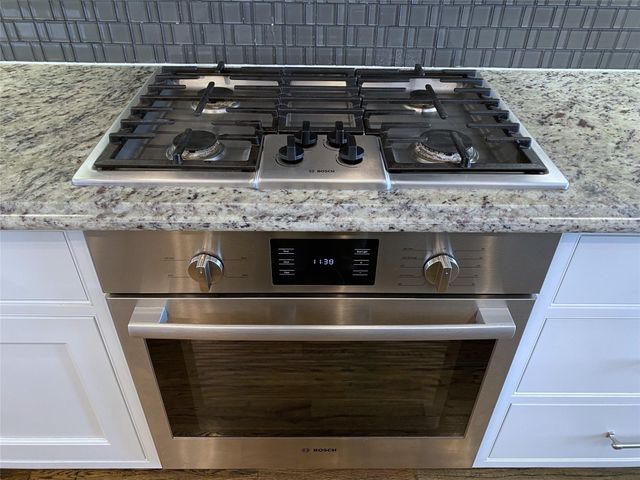 2711 Cohn Arbor Lane, Houston, TX 77007