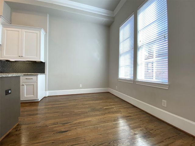 2711 Cohn Arbor Lane, Houston, TX 77007