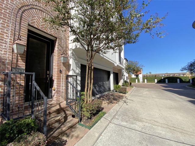 2711 Cohn Arbor Lane, Houston, TX 77007