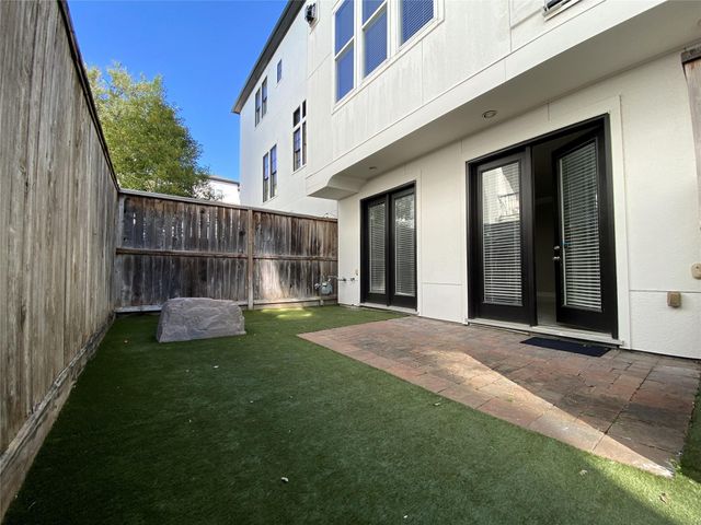 2711 Cohn Arbor Lane, Houston, TX 77007