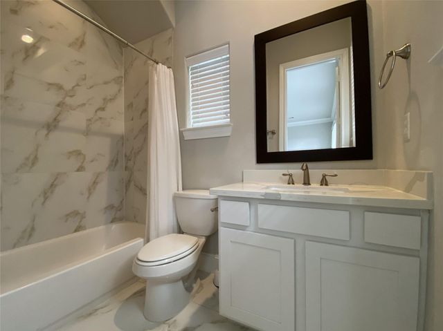 2711 Cohn Arbor Lane, Houston, TX 77007