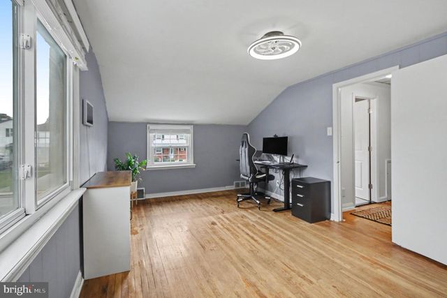 122 CROSSFIELD RD, King Of Prussia, PA 19406