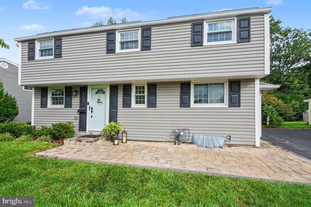 122 CROSSFIELD RD, King Of Prussia, PA 19406