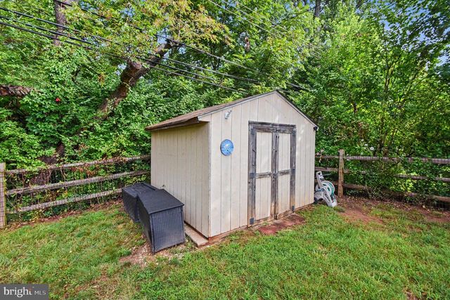122 CROSSFIELD RD, King Of Prussia, PA 19406