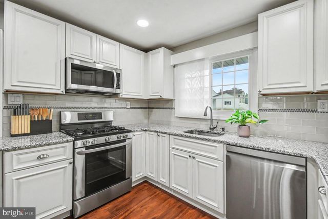 122 CROSSFIELD RD, King Of Prussia, PA 19406