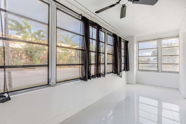 2401 NW 41st Avenue 101, Lauderhill, FL 33313