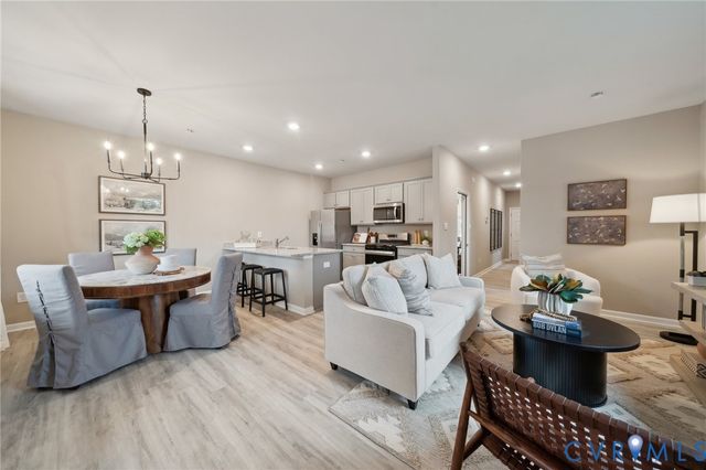 5912 Banyan Ln, Chesterfield, VA 23234