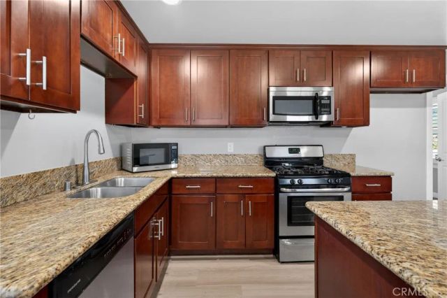 1274 W 3rd Street, San Pedro, CA 90732