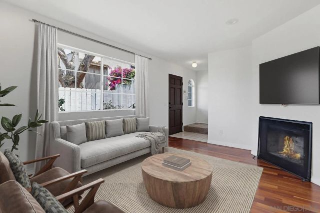 4536 Arizona 2, San Diego, CA 92116