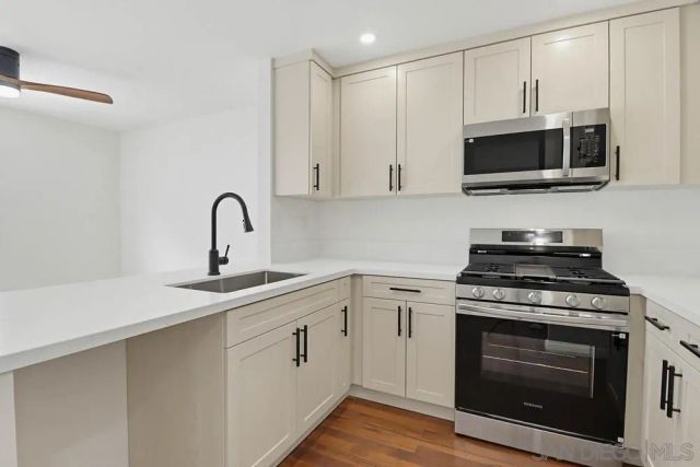 4536 Arizona 2, San Diego, CA 92116