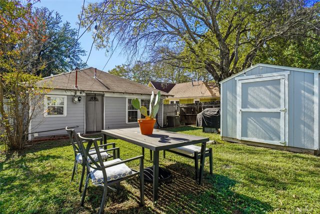 1211 Lansford Avenue, Dallas, TX 75224