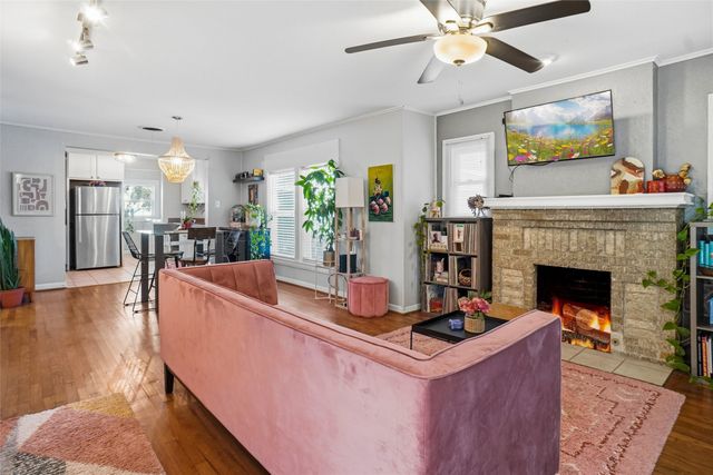 1211 Lansford Avenue, Dallas, TX 75224