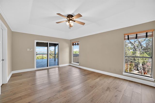 108 Schooner DR, Lakeway, TX 78738