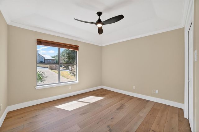 108 Schooner DR, Lakeway, TX 78738