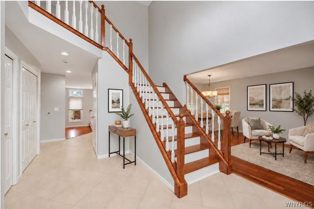 951 Robin Road, Amherst, NY 14228