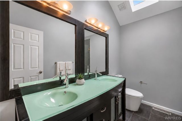 951 Robin Road, Amherst, NY 14228