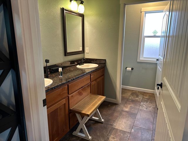 2882 Esther Lane, Grants Pass, OR 97527