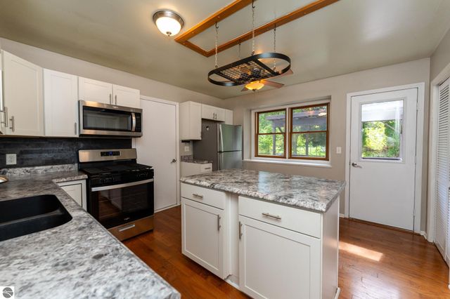 514 Brown Street, Alma, MI 48801