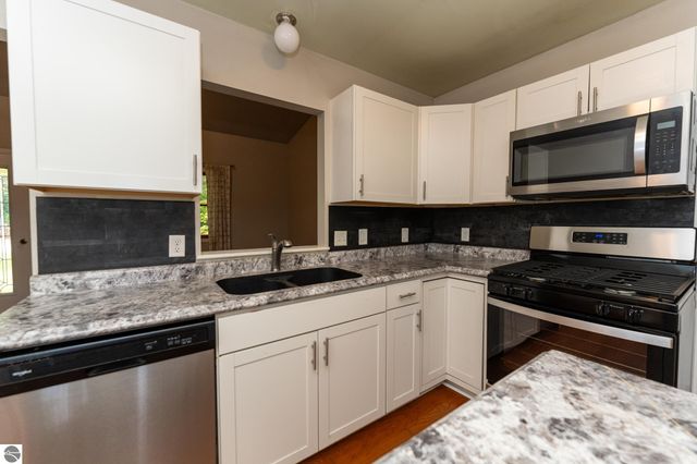 514 Brown Street, Alma, MI 48801