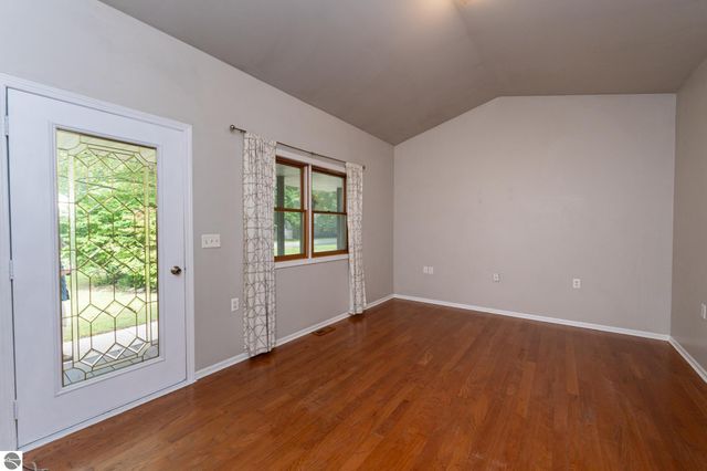 514 Brown Street, Alma, MI 48801