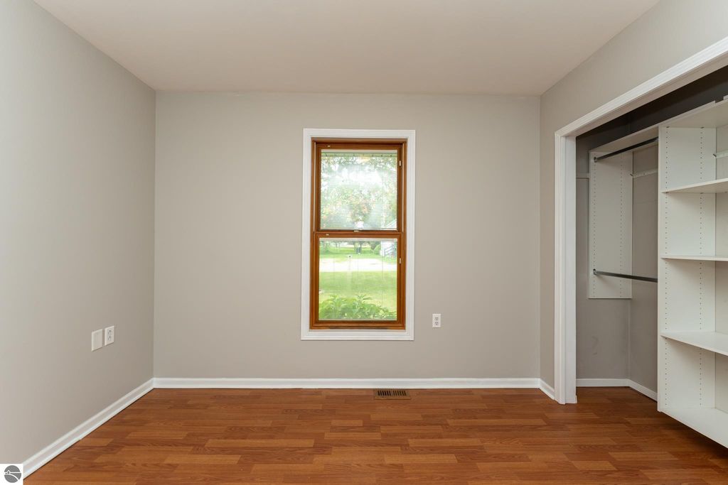 Image 21 of property listing at 514 Brown Street, Alma, MI 48801