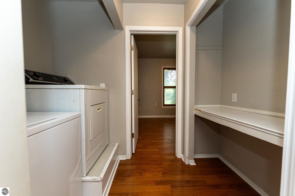 Image 26 of property listing at 514 Brown Street, Alma, MI 48801