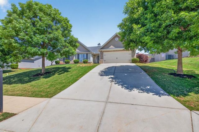 558 River Mist Circle, Jefferson, GA 30549