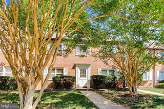 2905 16TH RD S #2905B, Arlington, VA 22204
