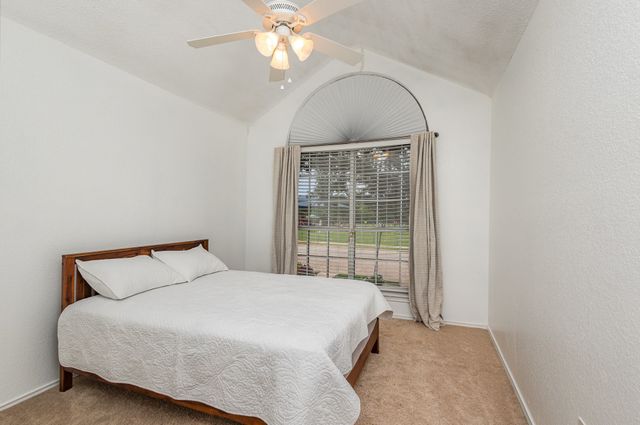 900 Valley View Drive, Lewisville, TX 75067