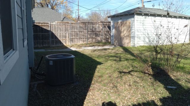 1510 Carson Street, Dallas, TX 75216