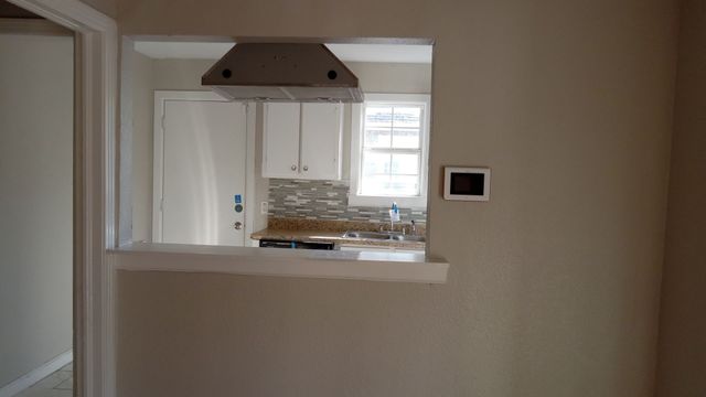 1510 Carson Street, Dallas, TX 75216