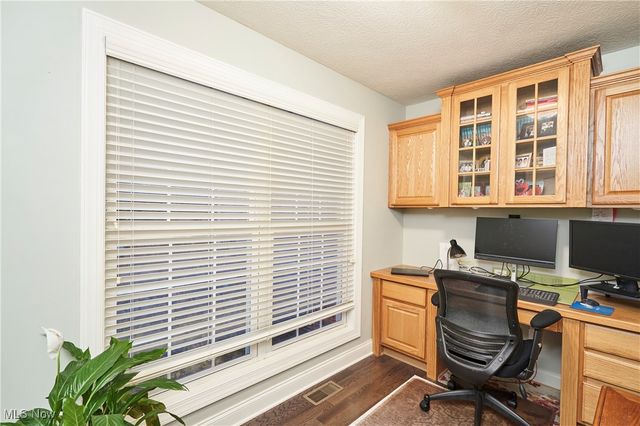 3314 Millwood Lane NW, Uniontown, OH 44685