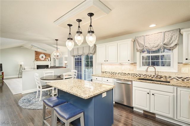 3314 Millwood Lane NW, Uniontown, OH 44685