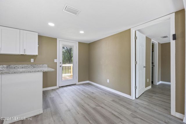 225 PEPPERMINT Avenue, Middleburg, FL 32068