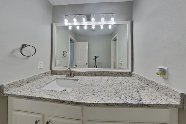 19119 Sprintwood Court, Humble, TX 77346