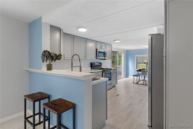 9105 S Breen Terrace, Homosassa, FL 34446