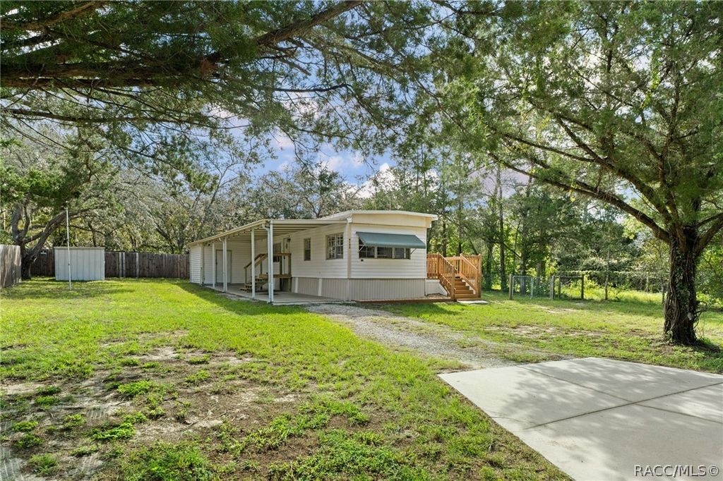 9105 S Breen Terrace, Homosassa, FL 34446