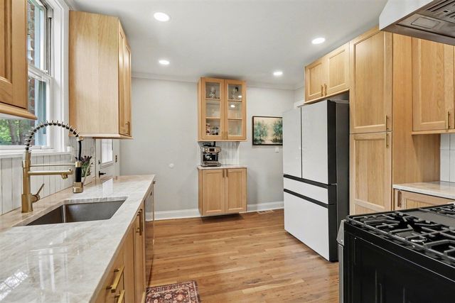 9840 Hyne Road, Brighton, MI 48114