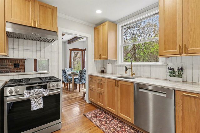 9840 Hyne Road, Brighton, MI 48114