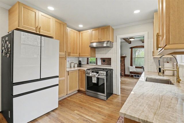 9840 Hyne Road, Brighton, MI 48114