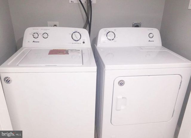 1913 E 29TH ST, Baltimore, MD 21218