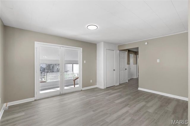 820 Saint Brendan Lane, Florissant, MO 63031
