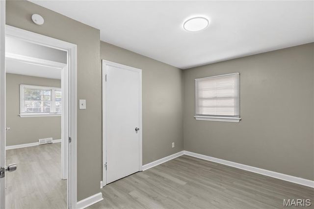 820 Saint Brendan Lane, Florissant, MO 63031