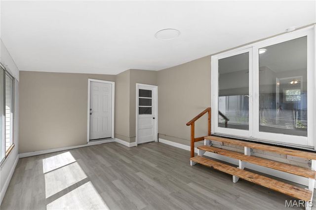 820 Saint Brendan Lane, Florissant, MO 63031