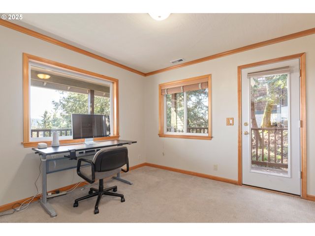 3854 MONROE St, Eugene, OR 97405