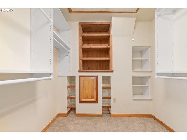 3854 MONROE St, Eugene, OR 97405