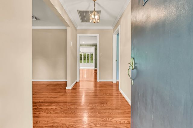 1283 Morgan Rd, Clarksville, TN 37040