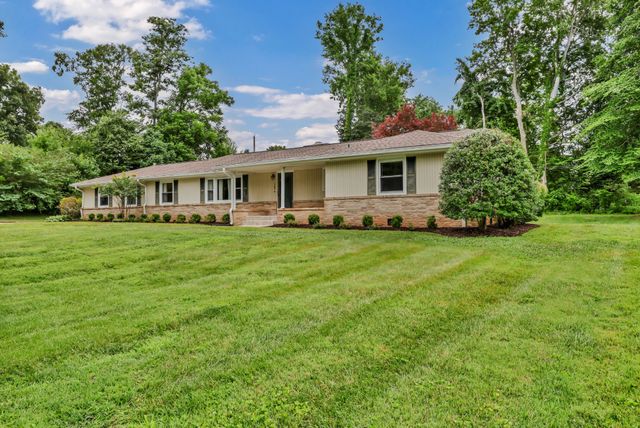 1283 Morgan Rd, Clarksville, TN 37040