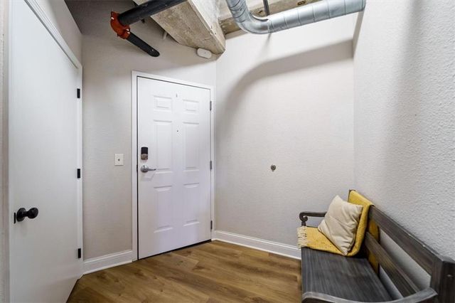 321 W 7th Street 103, Kansas City, MO 64105